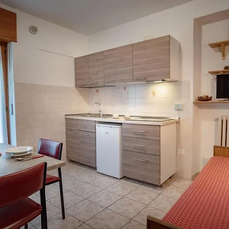Hotel apartamentowy Beau Sejour 2*
